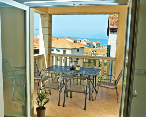 Apartman Ada